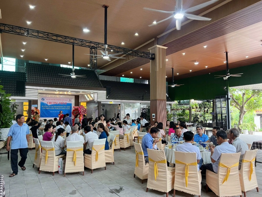 Tiệc Tất Niên